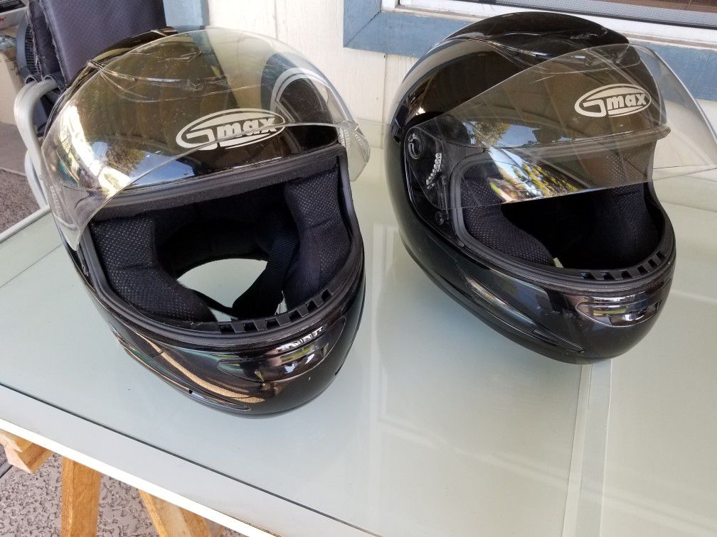 Motor cycle/scooter helmets