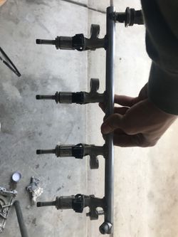 2012 Mazda 3 2.0l fuel injectors