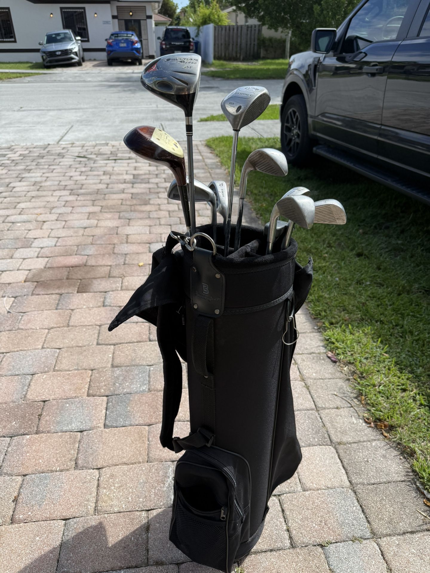 Mix Match Golf Club Set And Bag