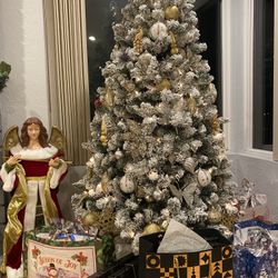 Christmas Tree 6.5 Foot Pre-Lit 