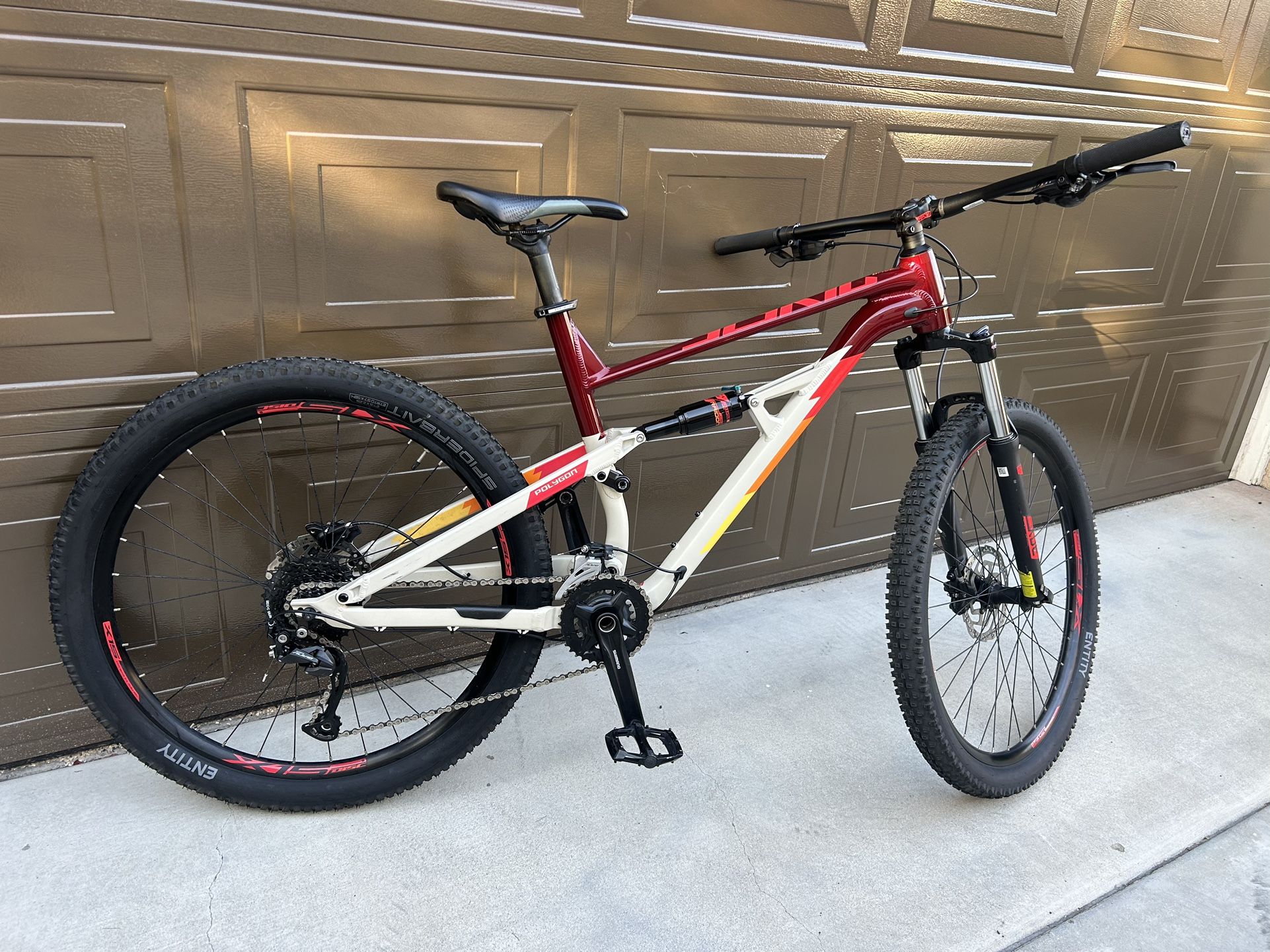 2021 Polygon Siskiu D5 Mountain Bike