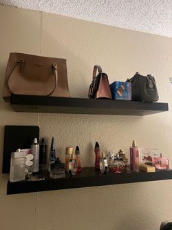 Floating shelves