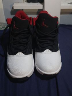 Jordan  max aura 3