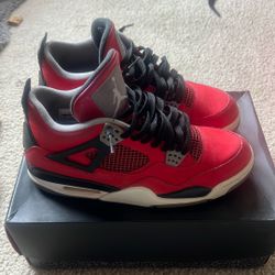 Air Jordan 4 Toros Size 10.5