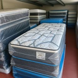Brand New Twin Size Mattress 14” Thick 🌟 Pillow Top – Factory Direct! Also available in Full, Queen & King. Ask about our Same-Day Delivery 🚚 