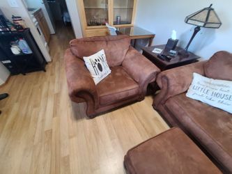 Queen Sleeper/Chair/Ottoman