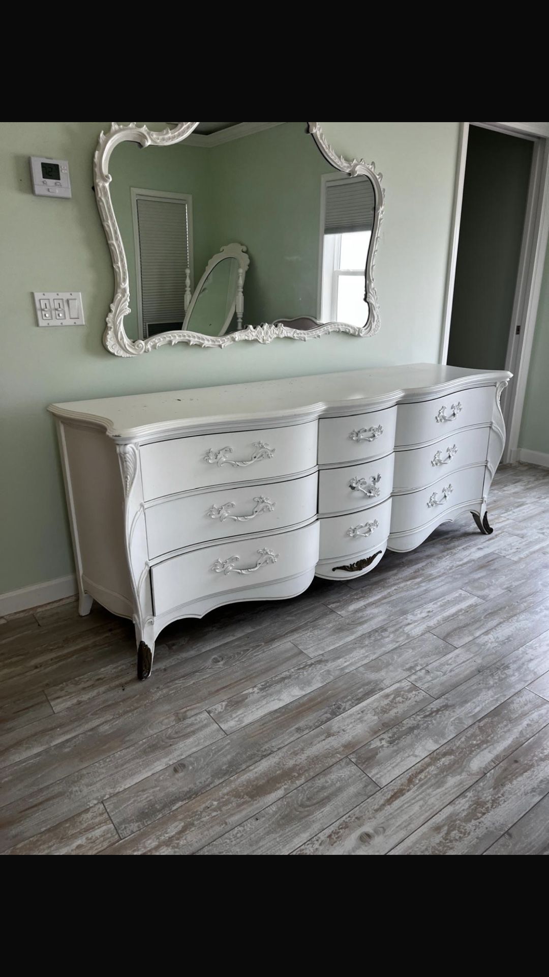 Vintage $650 , Bed $380 Queen 