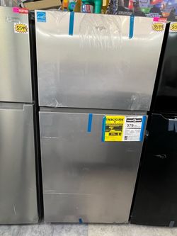 Whirlpool Stainless Steel Top-Freezer Refrigerator