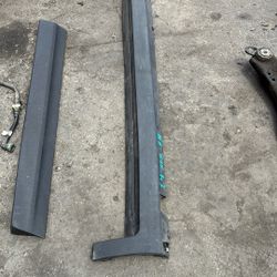 2024 Cadillac Xt5 Right Rocker Molding 