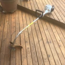 Weed Eater/ Trimmer 