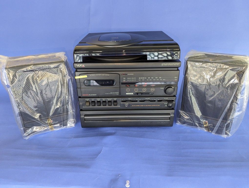 Yorx Stereo System Record Player FM/AM Cassett. New