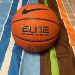 Nike Elite Championship Basketball (28.5)