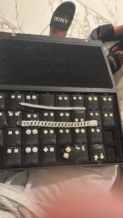 Aretes Moisanaite