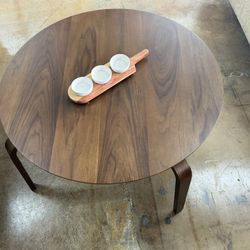 set of 3 pcs center table and end tables delivery available for a fee  or pick up 