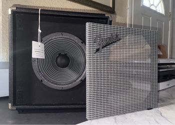 Fender Rumble 75 Bass Amp – 75W 1x12 – Like New
