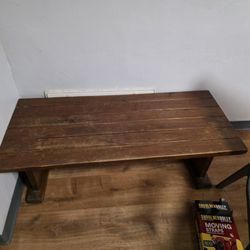 Coffee Table And Side Table 
