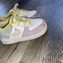 Kids Nikes 