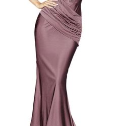 Cinderella Divine Dress Size 14 Used Once 