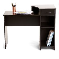 Black Desk