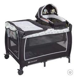 Baby Trend Lil Snooze Deluxe II Nursery Center - Sockorama