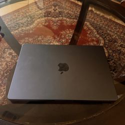 MacBook Pro M3 Max (Late 2023)