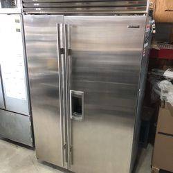 2017 Sub Zero 48” Stainless Steel Built In Side By Side Refrigerator With Water And Ice Dispenser 
