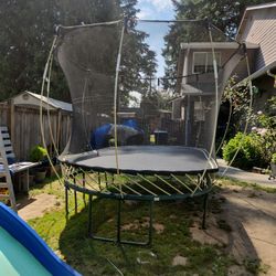 Spring Free Trampoline 