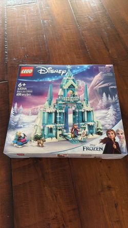 Lego Disney Frozen Elsa’s Ice Palace 43244