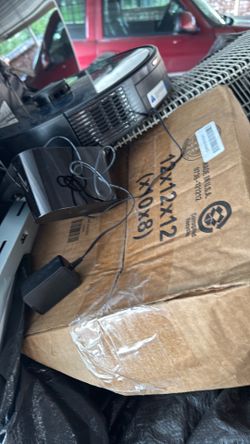 8 Self propelled vacuum cleaners OPEN BOX..
