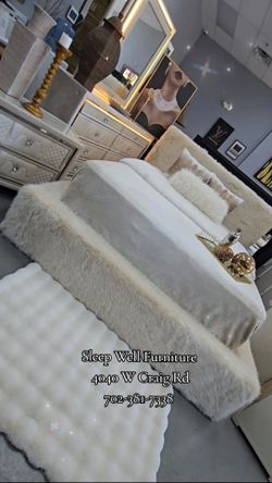 ✨️ King, Cal King, Queen Bed Frame ✨️ Furniture Sectionals, Bedrooms, Dining Avail