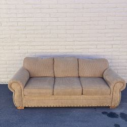 Broyhill Fabric Sofa Couch 