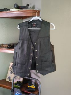 Men's Leather Riding Vest