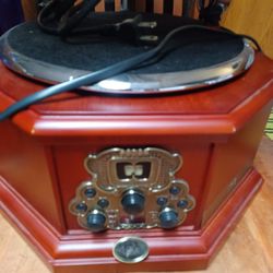 Reproduction Vintage Phonograph CD Player