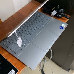Dell Laptop Inspiron i7 P181G
