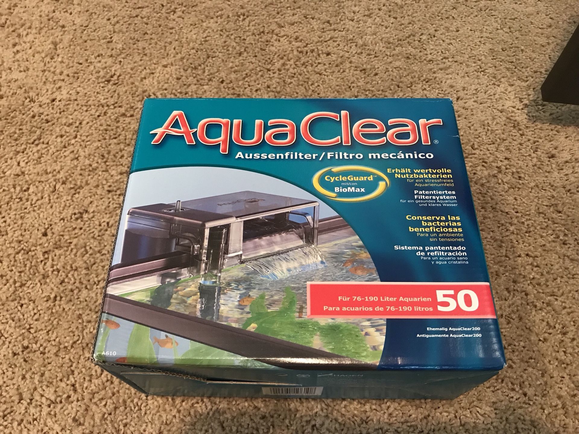 35 Gallon Hexagon fish tank (Glass) for Sale in Auburn, WA OfferUp