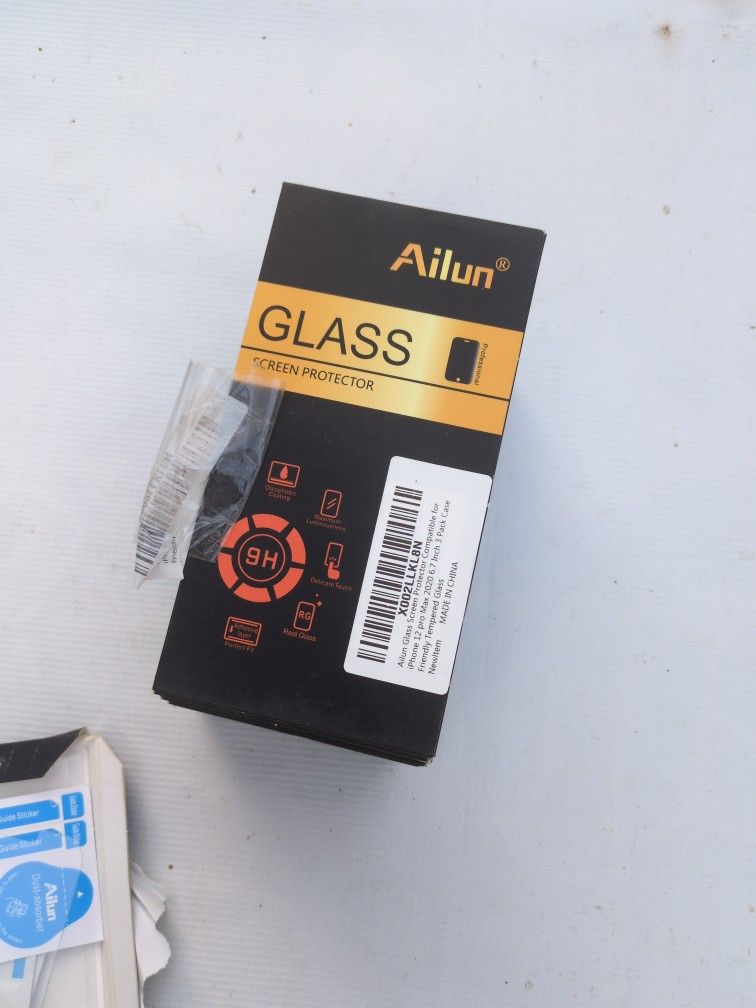 Free Iphone 12 Pro Max Screen Protector