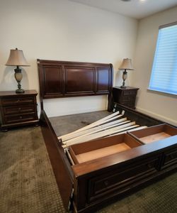 Beautiful cal king bedroom set