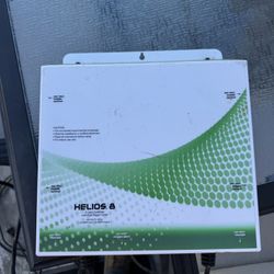 Titan Controls Helios 8 - 8 Light 240 V Controller with Dual Trigger Cords