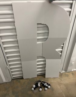 4FT Marquee Light Up Letter R