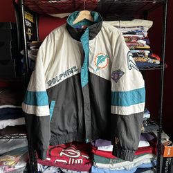 Vintage Dolphins Pro Player Graffiti Jacket⚫️🔥size XL in Men for $100‼️‼️ 