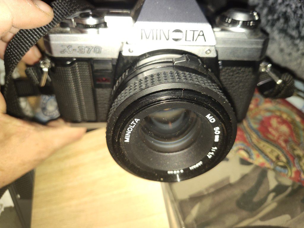 Minolta Camera,Leather Case. Lens, And Flash 