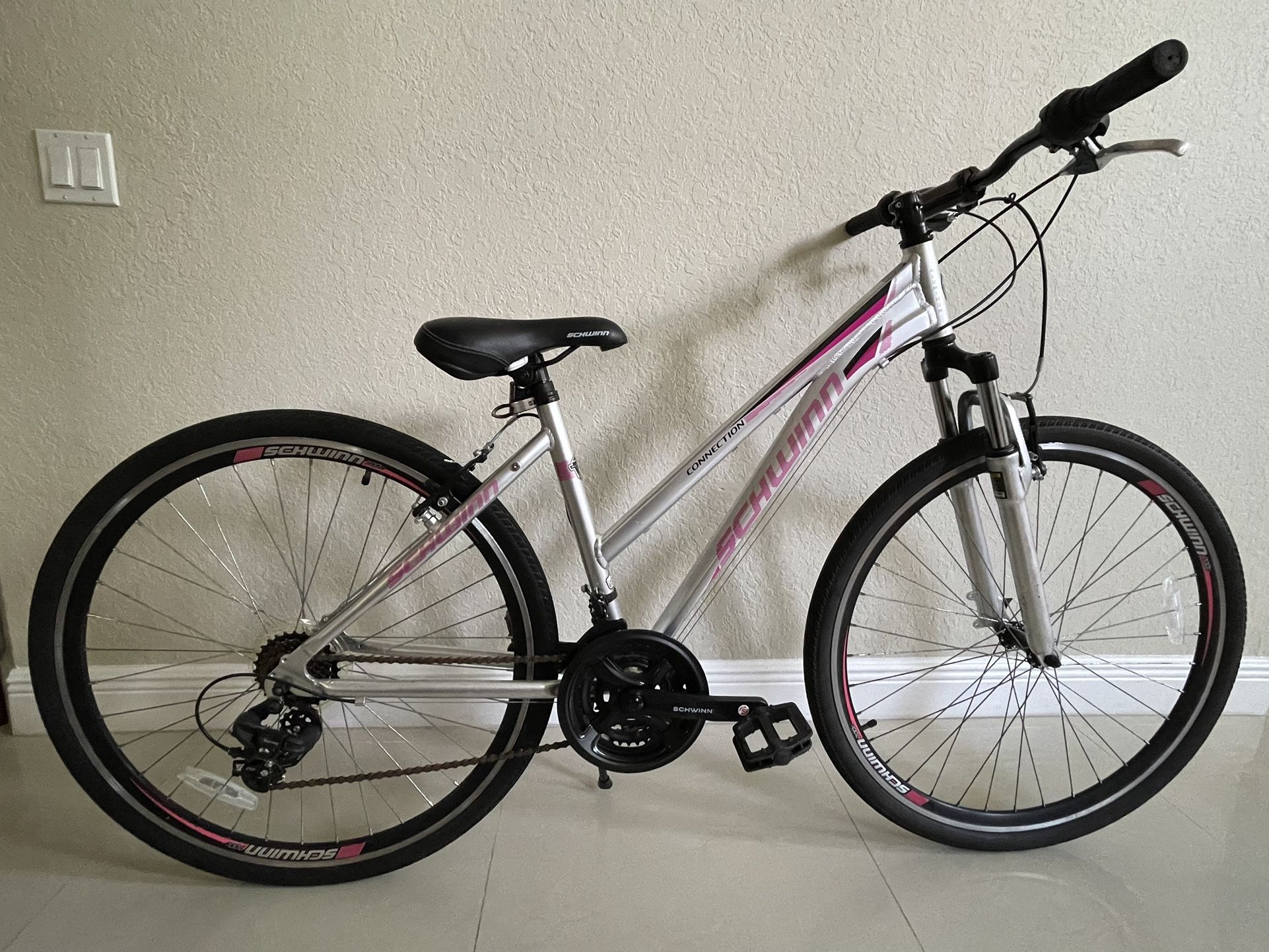 Schwinn Connection Women s Multi Use Bike 24 for Sale in Fort Lauderdale FL OfferUp