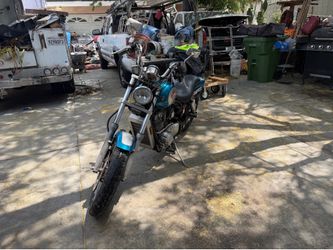 Honda shadow 1100