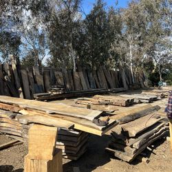 Stunning Live Edge Slab for Sale! 🌳