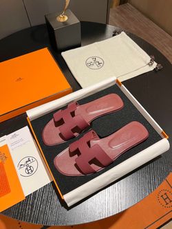 Hermes Women’s SlidesWith Box 2026 New