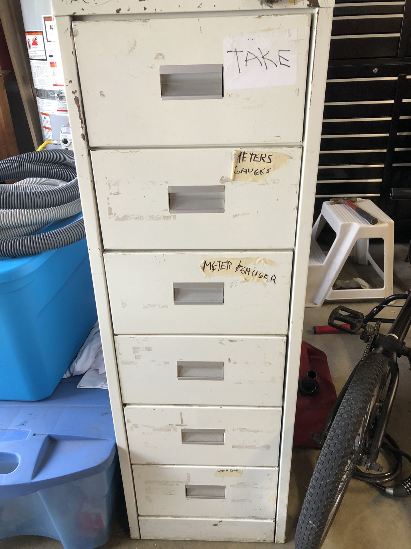 Parts file cabinet