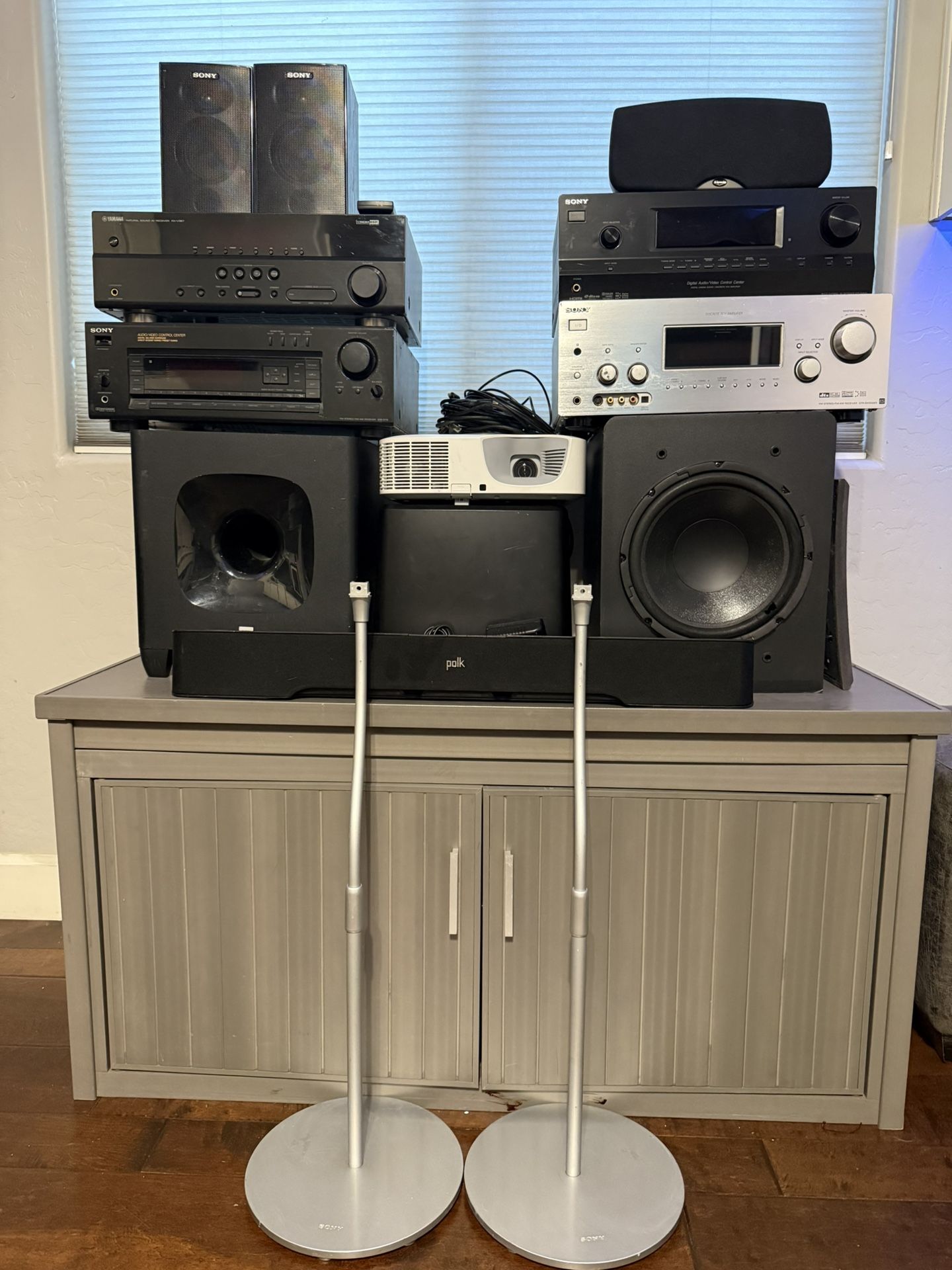 Yamaha, Sony, Klipsch, Polk, Casio – Receivers, Speakers & Projector – Make Offer
