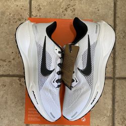 Nike Air Zoom Pegasus 41 White Black Mens Size 7=Womens Size 8.5