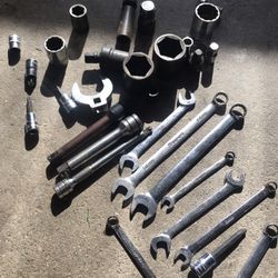Snap On Wrenchs And Sockets 