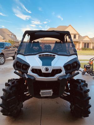 Photo 2019 can am commander 800r